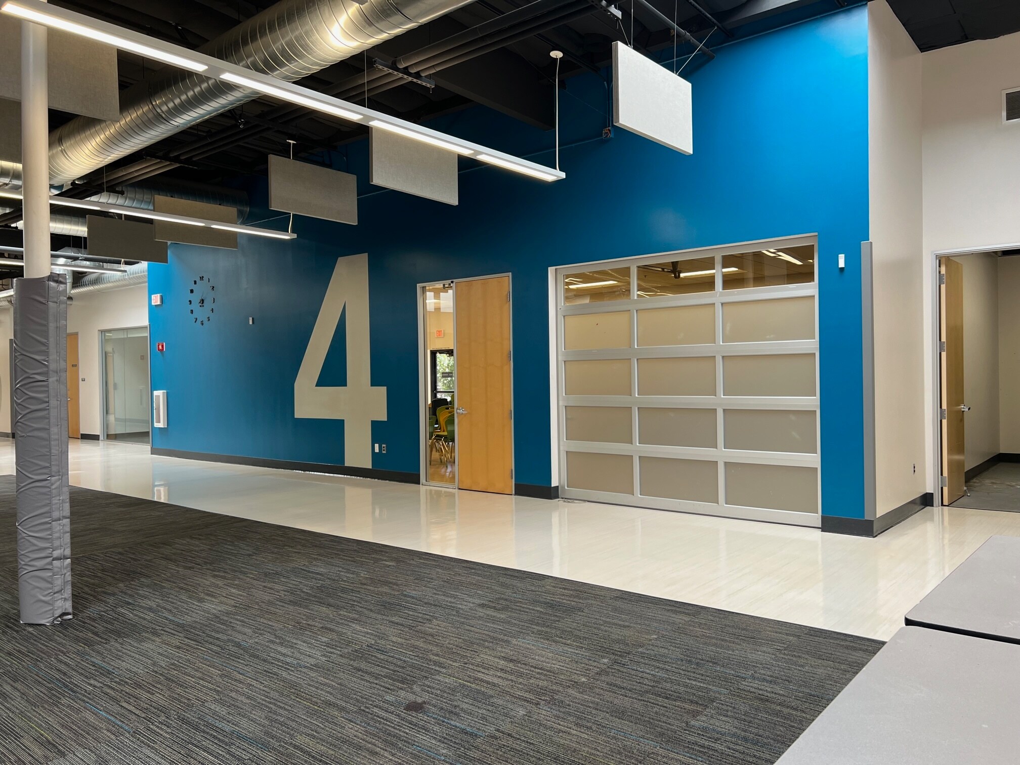 Bright open lobby inside 537–539 E Weddell Drive