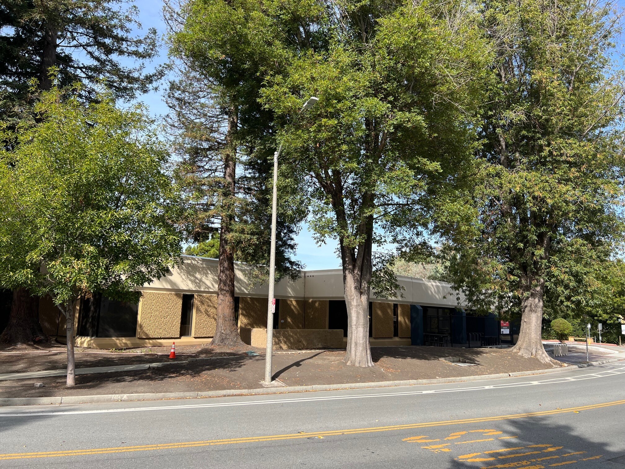 537–539 E Weddell Drive, Sunnyvale — framed by mature redwoods